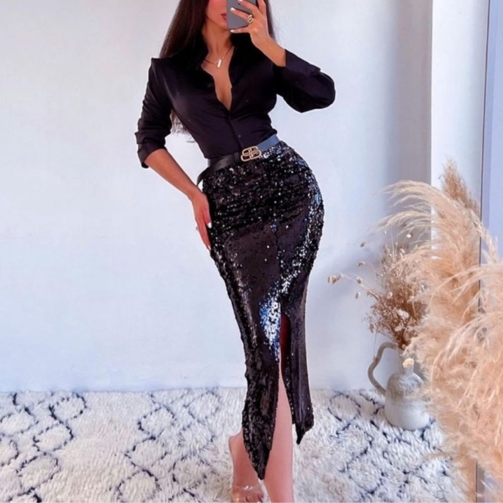 ZARA BLACK SEQUIN SKIRT